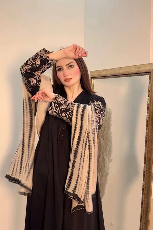 SIYAH
